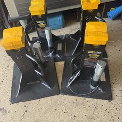 22 Tons Jack Stands And 89” - 104” Load Bars