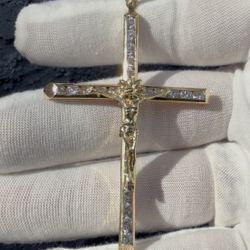 14k Gold Cross Pendant