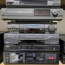 LOT Of Electronics For Repair: 4x VCRs, 1x DVD, 1x Cassette Tape