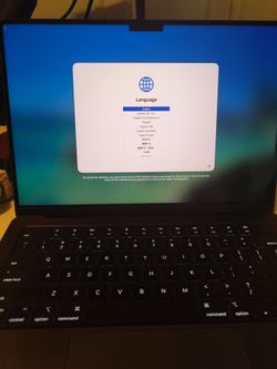 M4 Pro Macbook Pro - 14", 12/16 cores, 24gb RAM, 512gb storage
