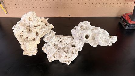 Decorative rock for saltwater aquarium nano