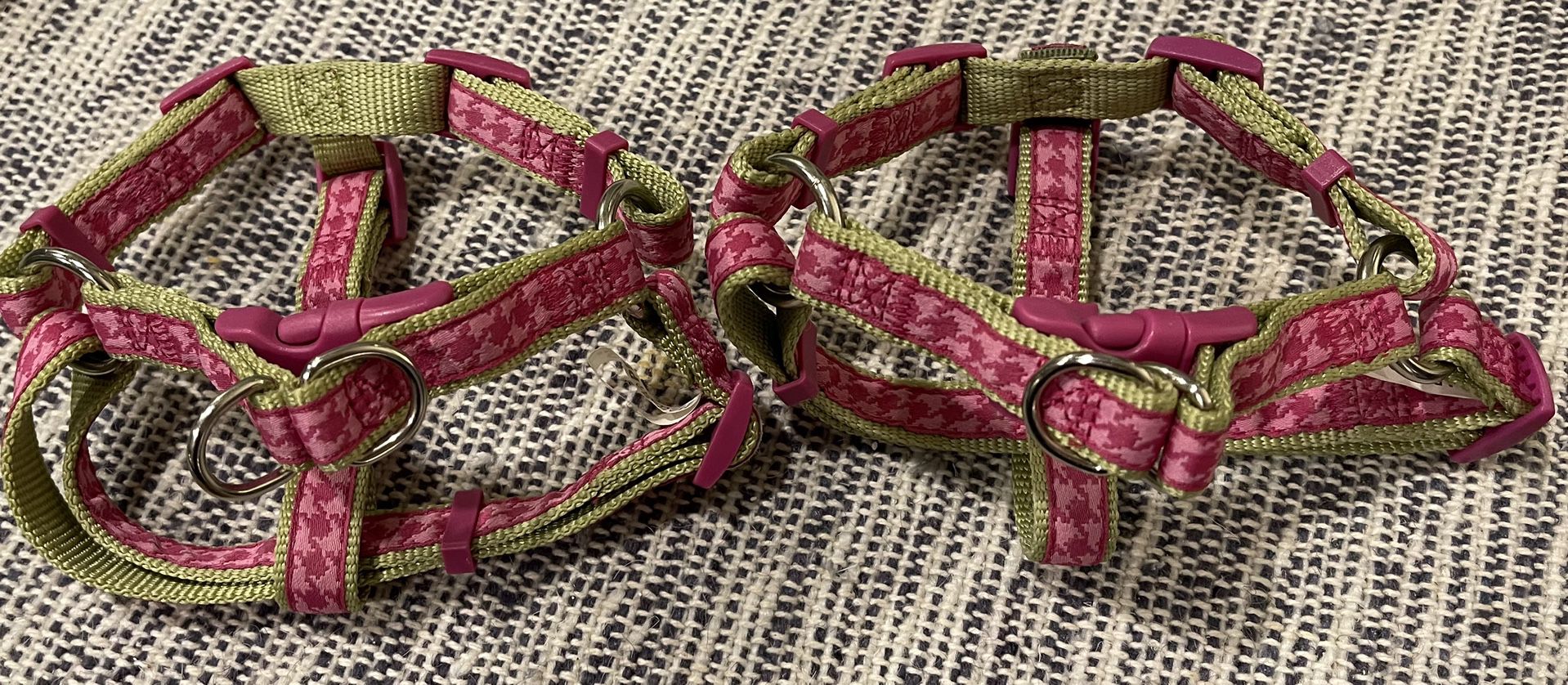 Like new Martha Stewart Dog Harness’.  Small and Xsmall.   $2 ea or $3 for pr