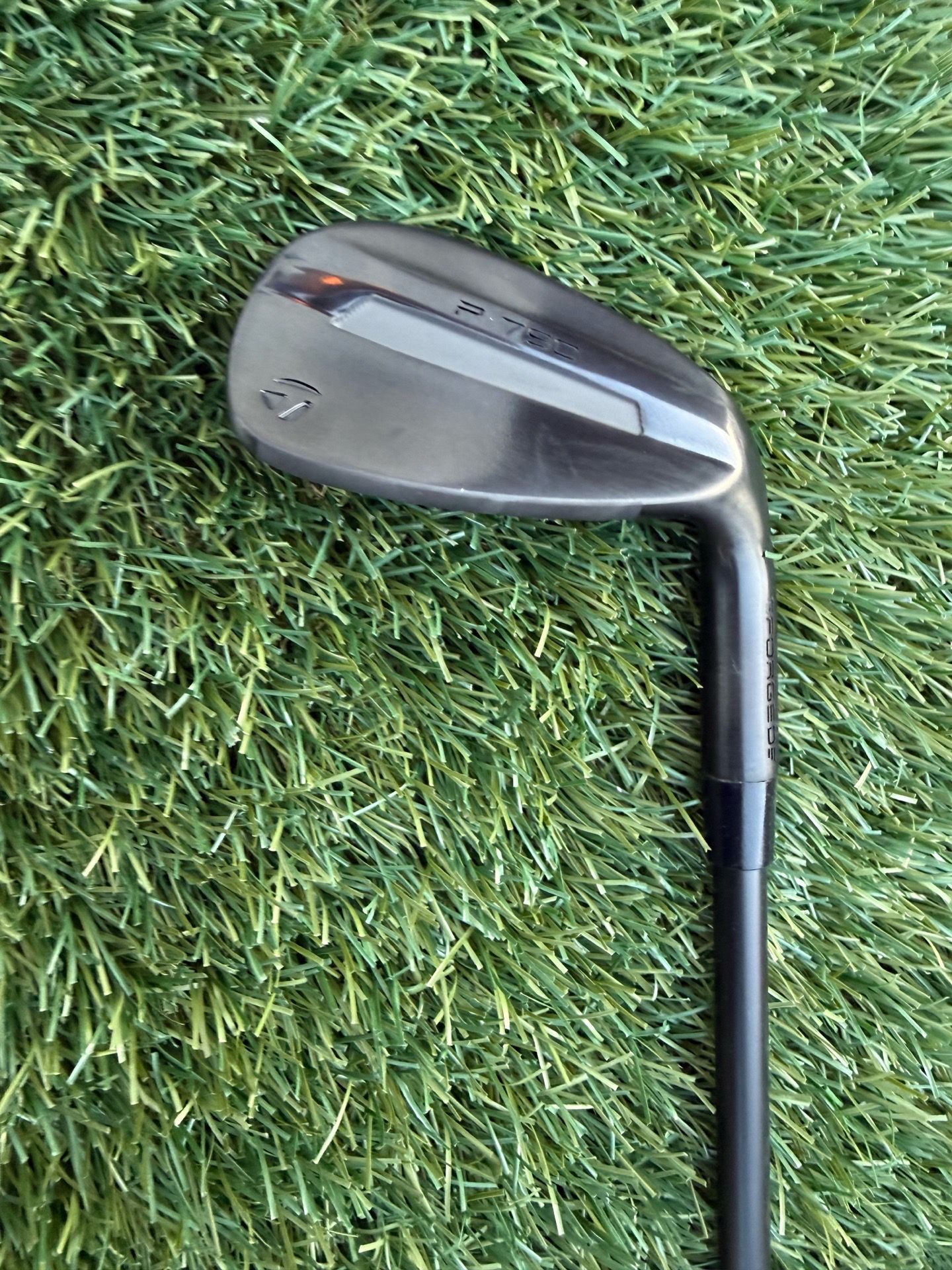 TaylorMade P-790 Irons Set Black