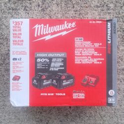 Milwaukee M18 XC6.0 Starter Kit