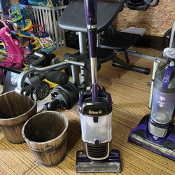 Shark/Dirt Devil Vacuum For Sale 