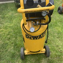 Dewalt 15gal Compressor Works Good, But Needs Gage You Can See On The Picture 