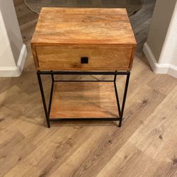 Night Stand End Table With Drawer