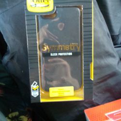 OtterBox iPhone SE Symmetry Case