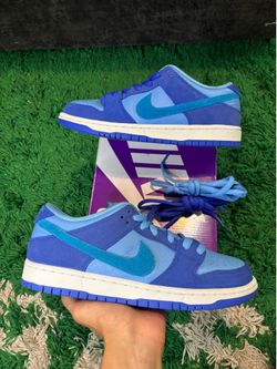 SB Dunk Low Blue Raspberry
