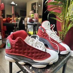 $140 Jordan 13s Sz8