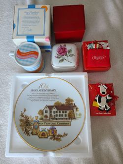 Assorted Avon Member Items
