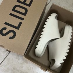 Yeezy Slides Onyx