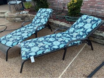 Patio Lounge Chairs