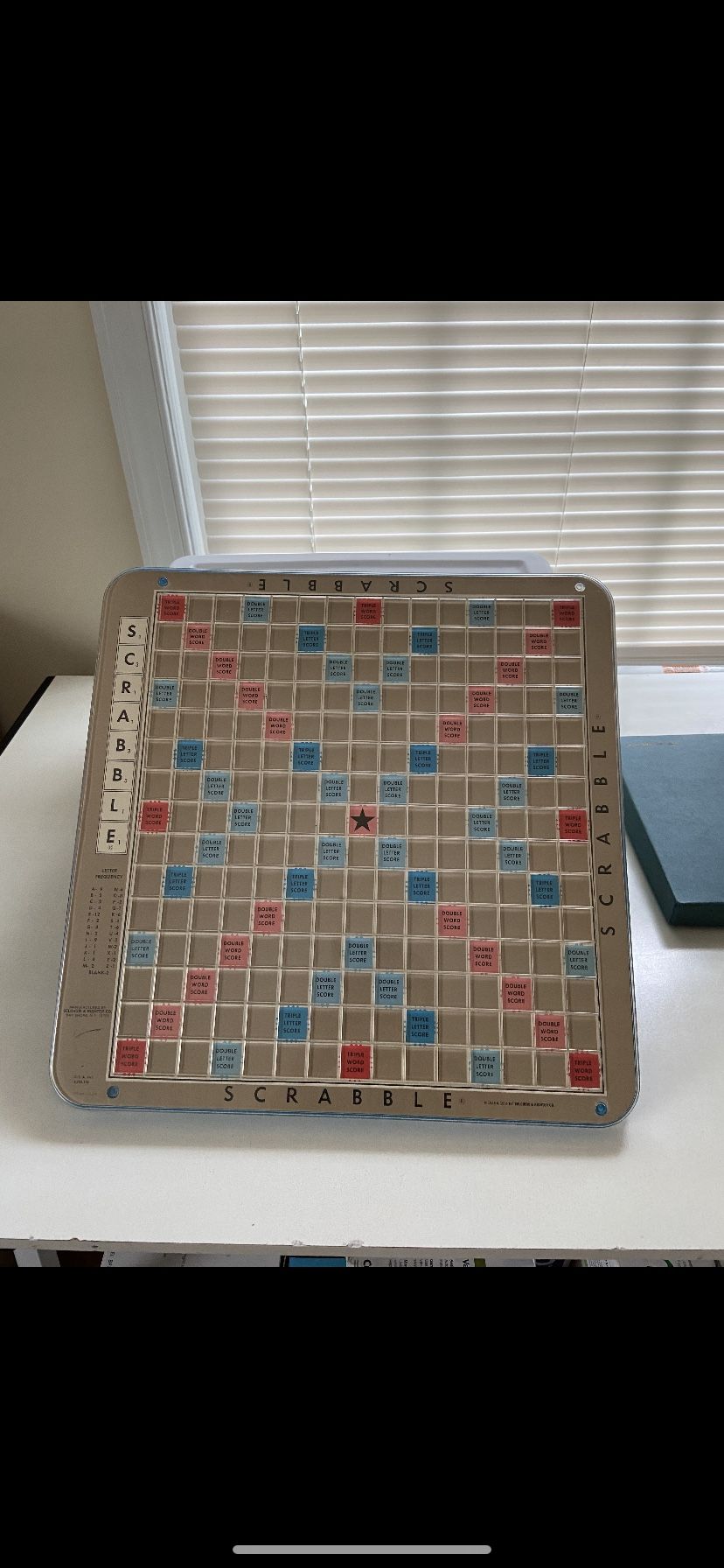 Scrabble 1977 Special Edition. Rotating Game Board