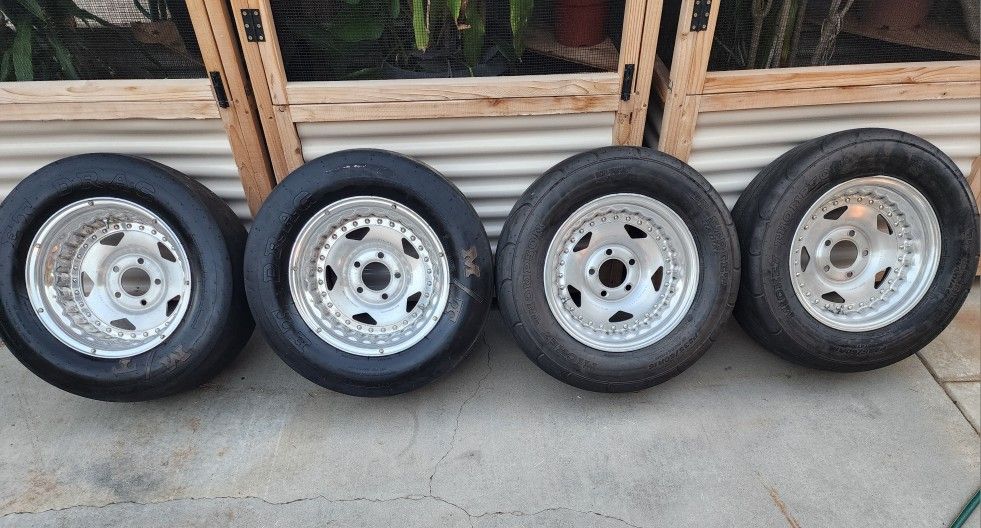 Revell 1:24 Convo Pro Drag Race Wheels With Goodyear Slicks - Unbuilt Model Car Parts