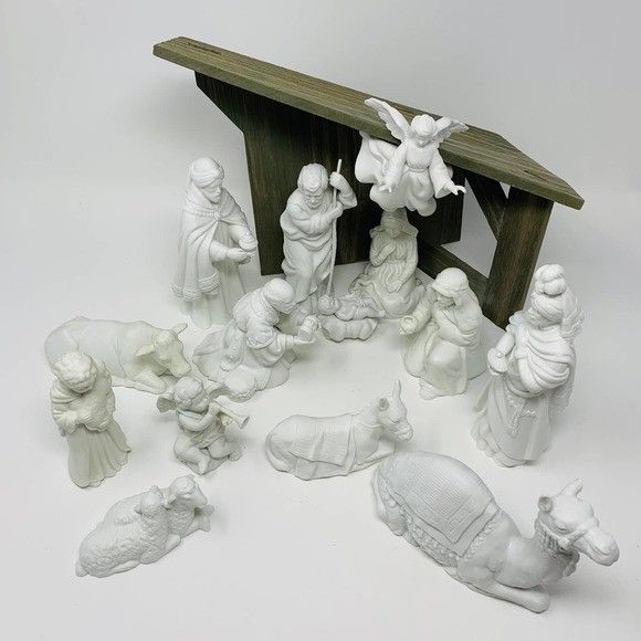 Avon Vintage Nativity Set