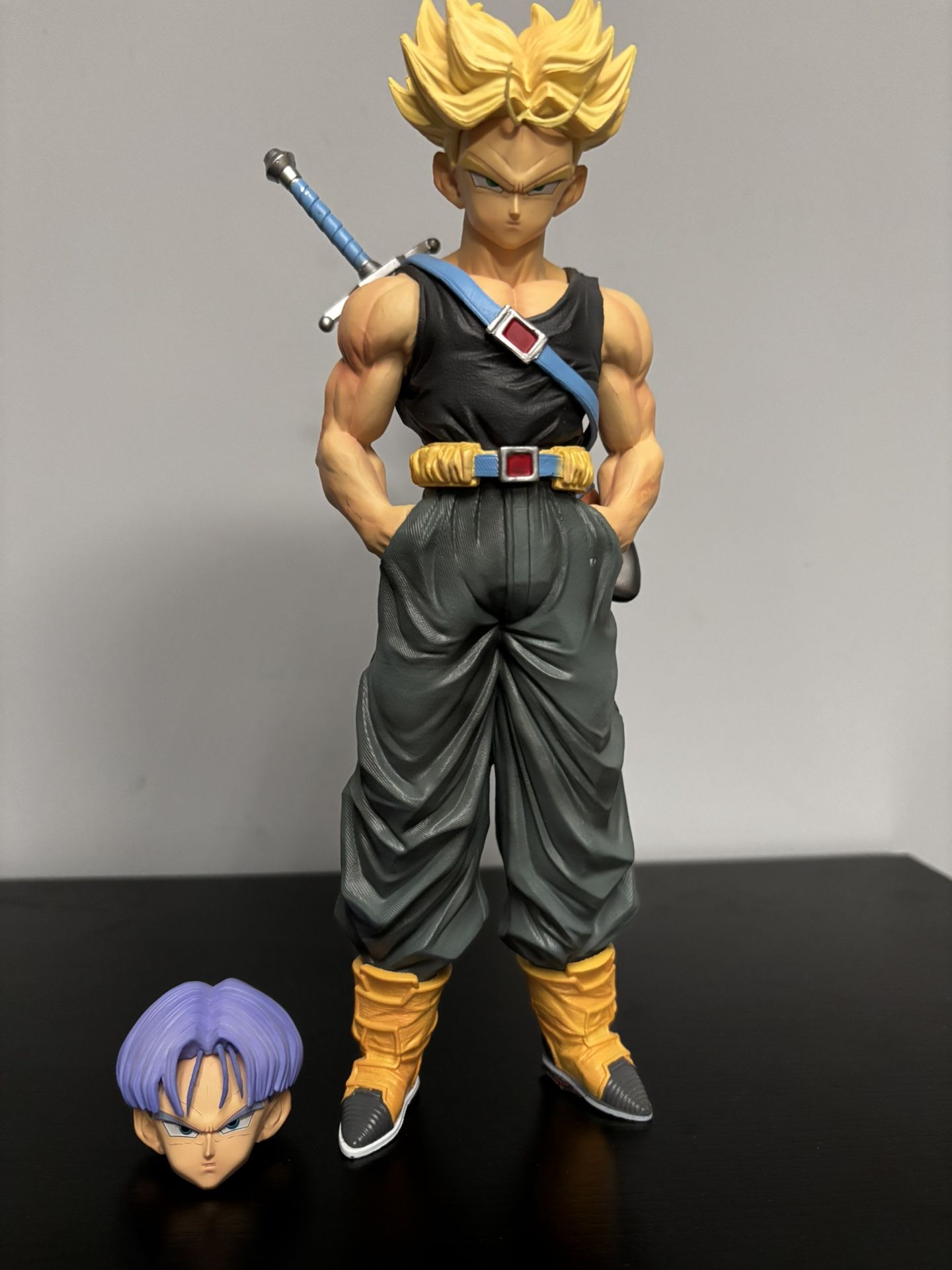Dragon Ball Z Statue/figure…