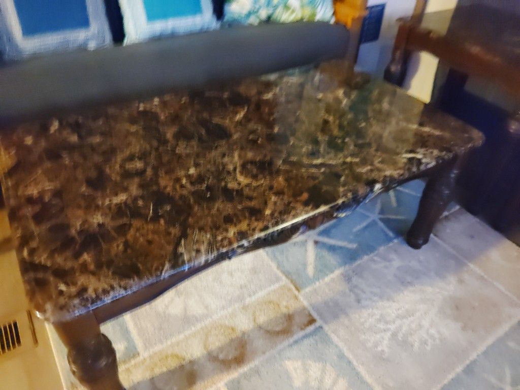 Matching Coffee Table & 2 End Tables 