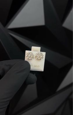 Gold VVS Mossianite Earrings