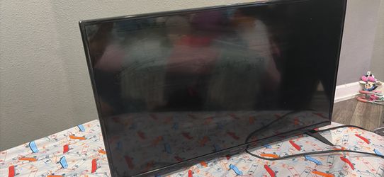 INSIGNIA LED TV