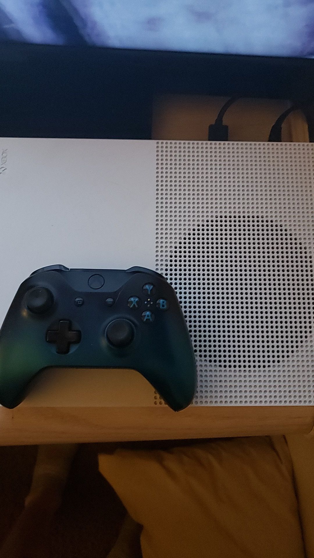 Perfect condition adult owned xbox one s