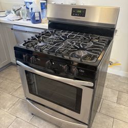 Frigidaire Gas Stove and over the range Microwave