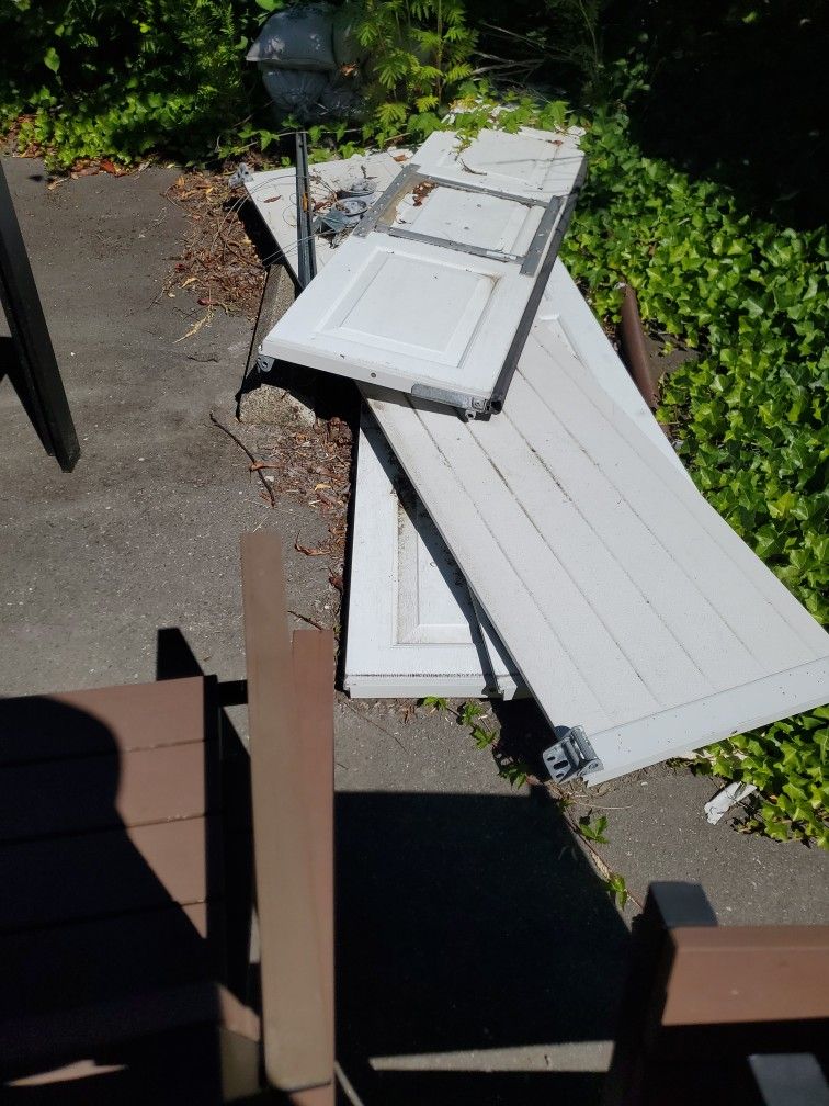 Free garage Door With Opener!