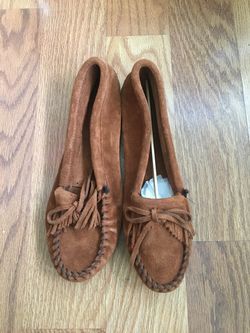 Minnetonka genuine shoes
