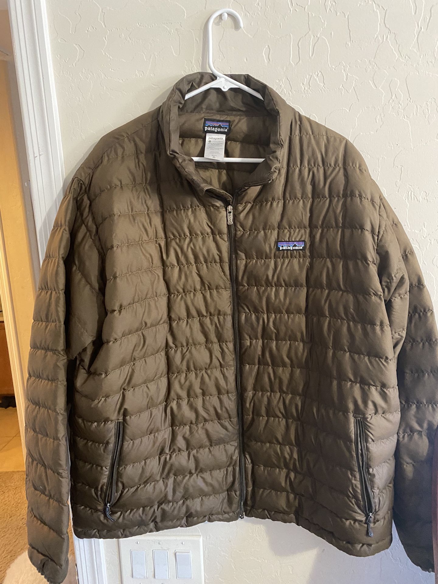 Patagonia men’s Puffer Jacket