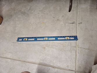 3 FOOT level