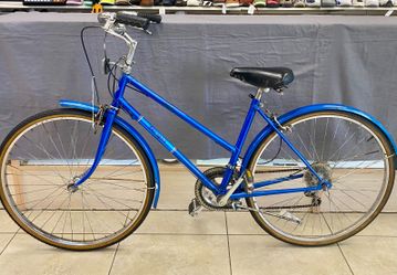 Vintage Sears Free Spirit “Brittany” Commuter Bicycle – Blue