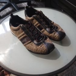 Coach Shoes Size7half