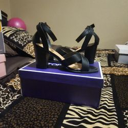 Women's Black Heels