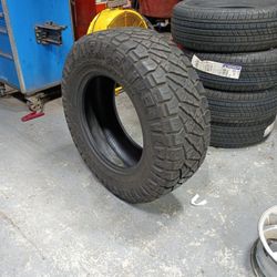 37x12.50x20 Nitto Ridge Grappler 10 Ply