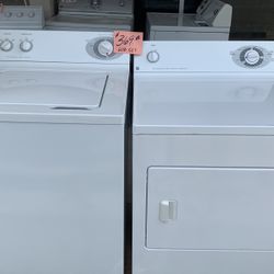 GE Washer And Dryer Set White Ex Large Excellent  . Warranty  . Delivery Available . 2203 Fowler St. 33901    