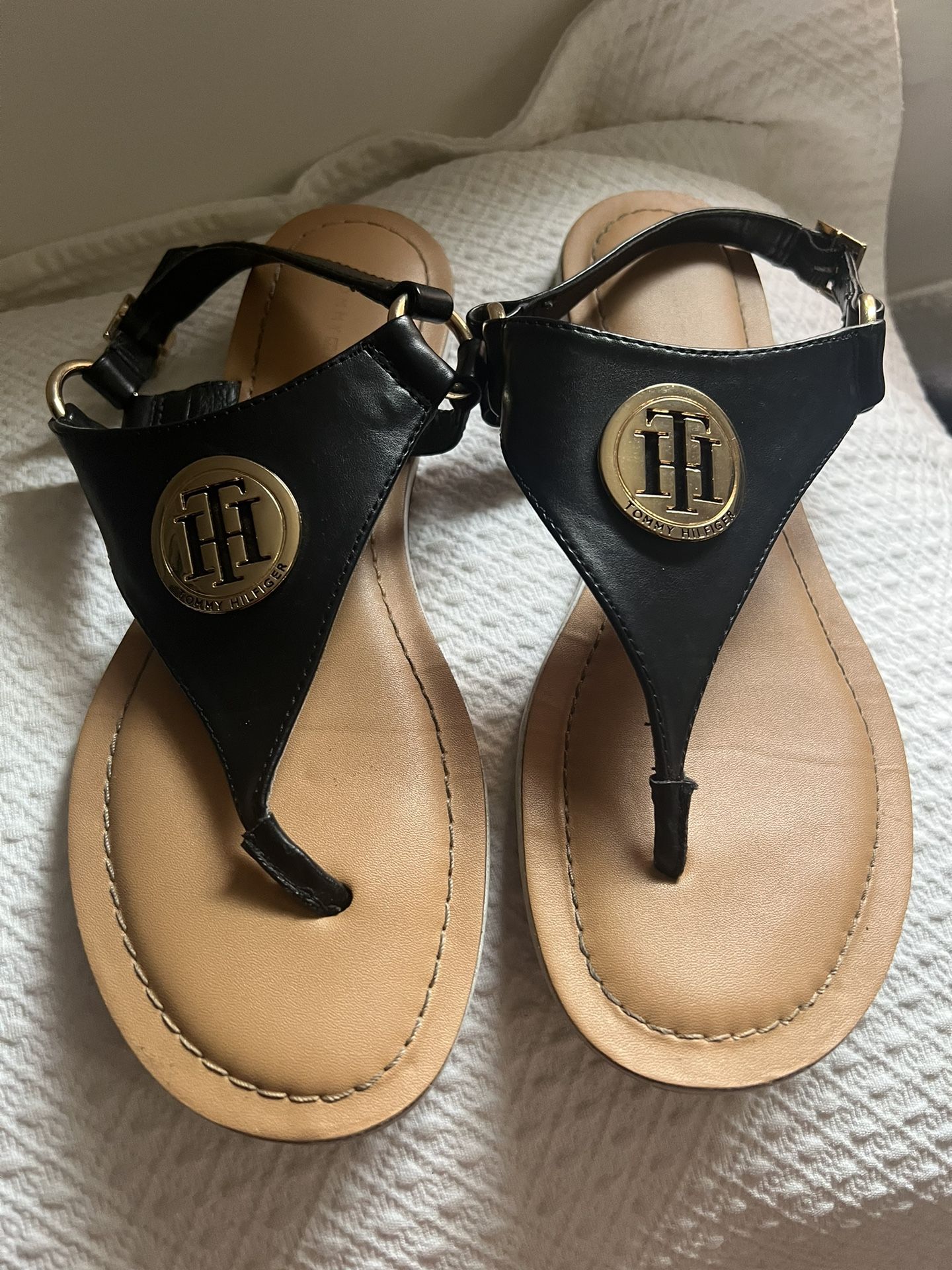 Women Sandals Tommy Hilfiger Size 7.5 For $15