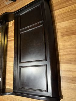 Queens Sleigh Bed