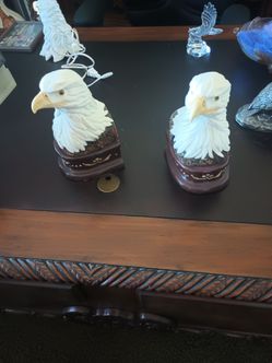 Eagle bookends, large, perfect, heavy $80 for the set.The gold Eagle by itself is $60.The other two eagles are sixty for the set