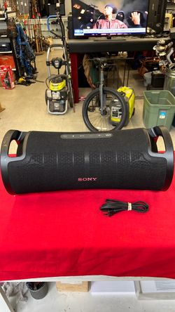 Sony SRS-ULT70 Bluetooth Speaker – Used