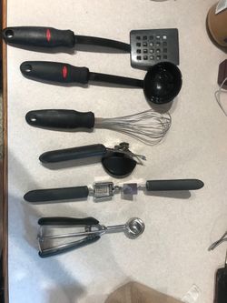 Pending Pick Up ~ Free Kitchen Gadgets