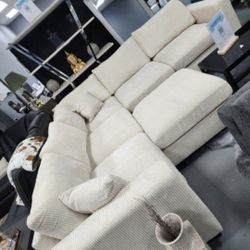 ✨️ Sectionals, 2pc Sofas ✨️ Furniture Queen Bedrooms, Dining Avail