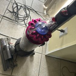 Dyson Purple Vacuum Cleaner 