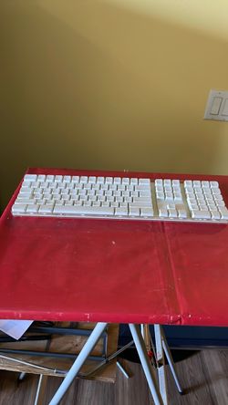 Apple Wired Full-Size Keyboard