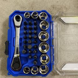 Small Socket Wrench Tool Set 