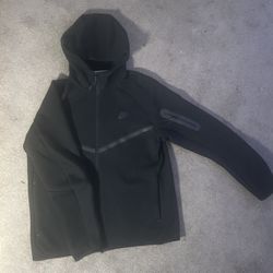Nike tech fleece 