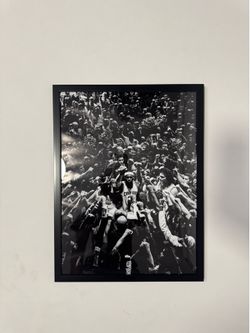 12'x16'in Framed Lebron Poster