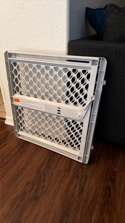 Baby gate