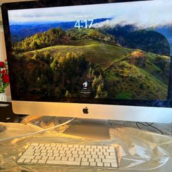 iMAC Retina 4k Desktop computer  21.5 inches 8gb  Ram i5 Intel Core 1tbbHD Working Great OS Sur. 2015