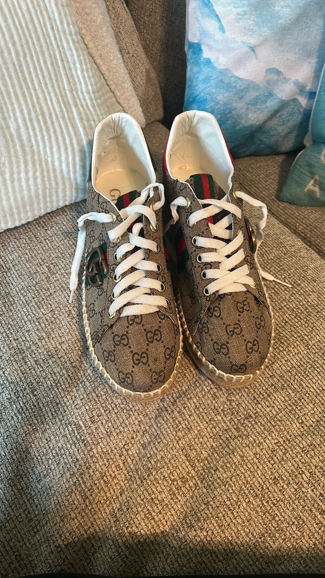 Faux Gucci tennis Shoes