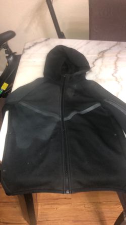 Nike thech all black